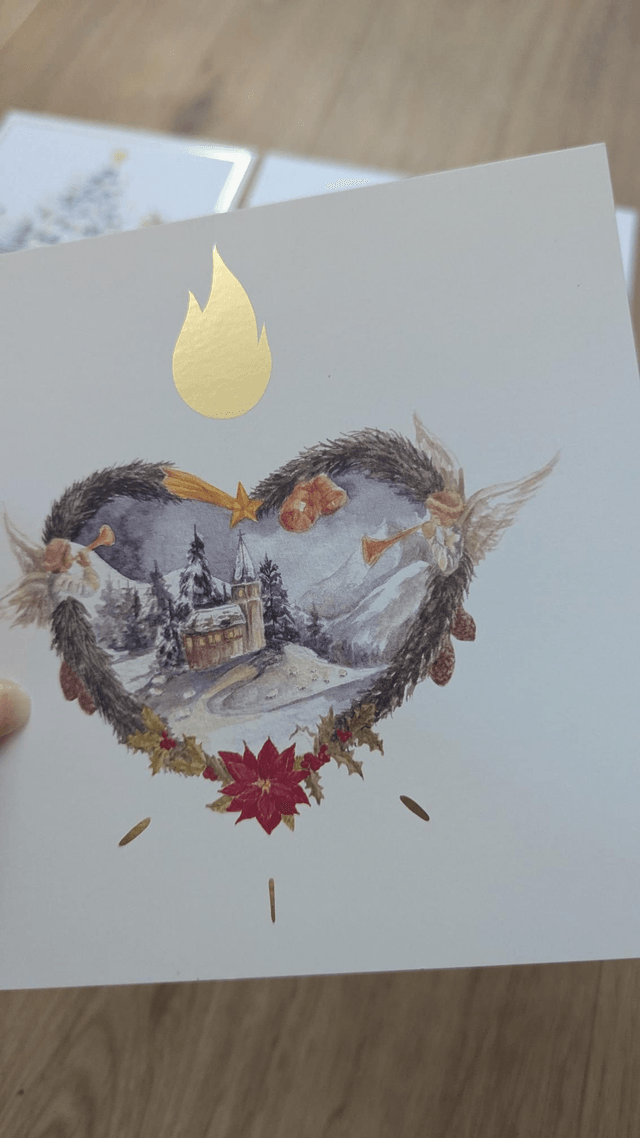 Lot n°15- 4 cartes avec petits défauts 