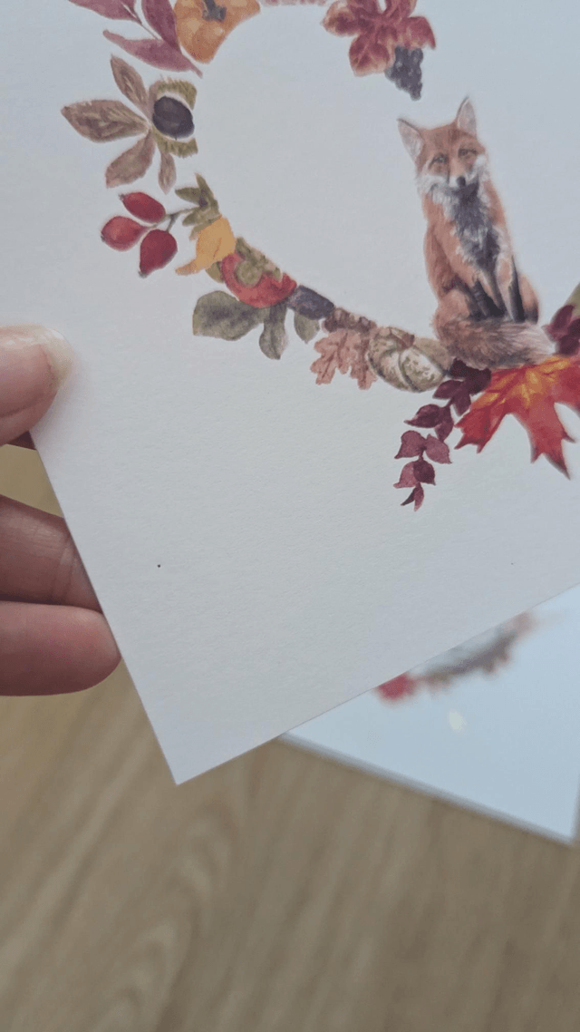 Lot n°15- 4 cartes avec petits défauts 